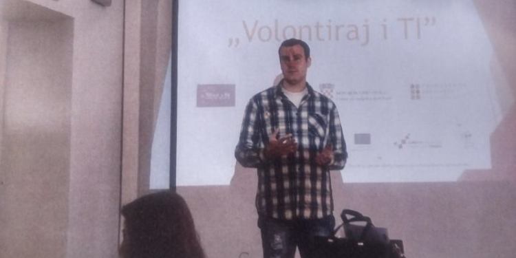 Na VUŠ-u smo proveli predavanje pod nazivom ”Volontiraj i ti”